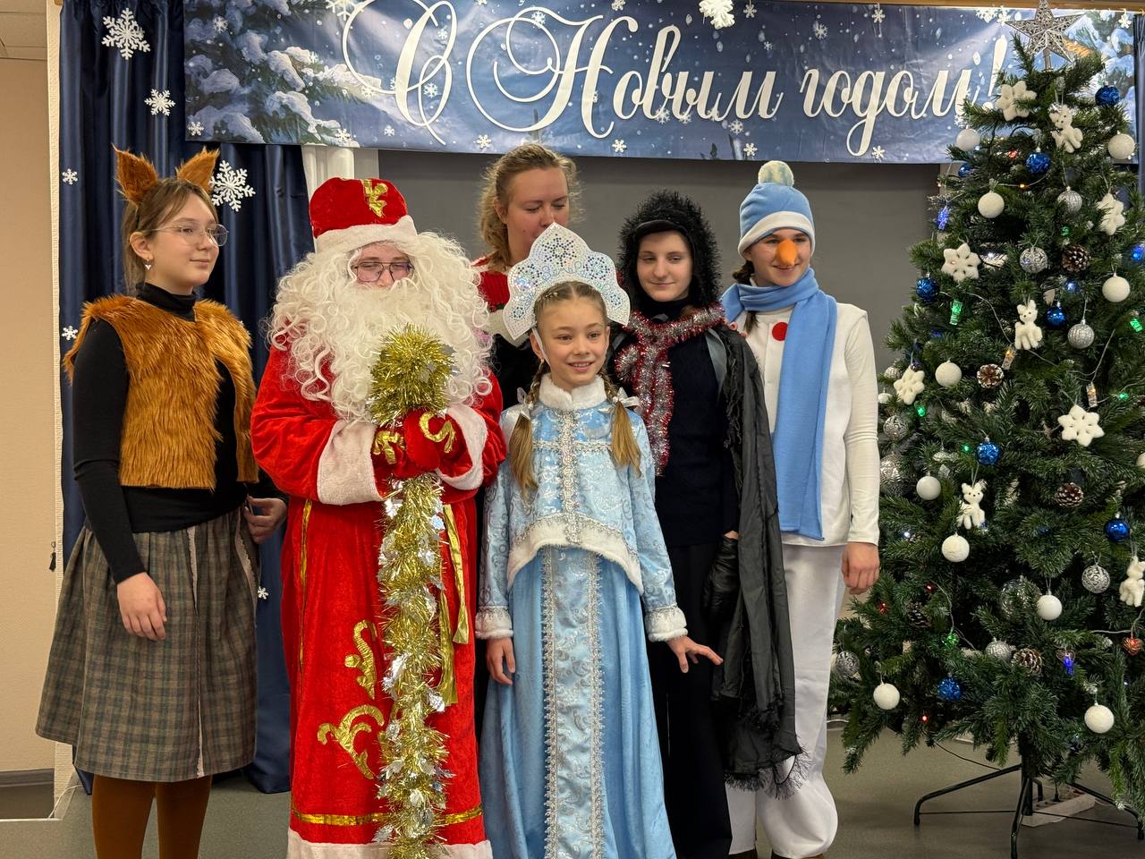 Спектакль «Снеговик почтовик».